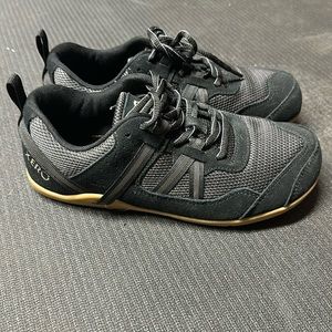 Xero cross trainer athletic shoe